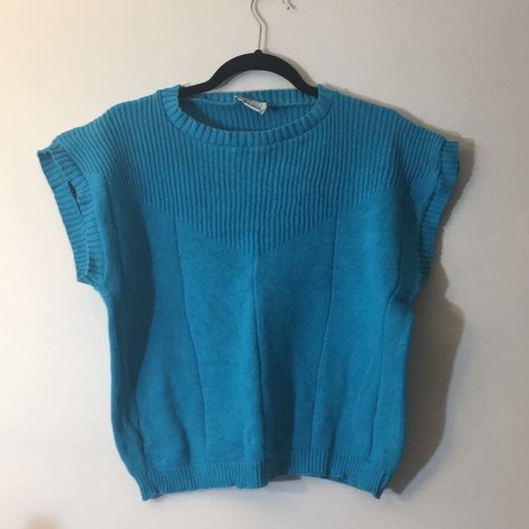 Vintage knit sweater vest bundle - Picture 3 of 4